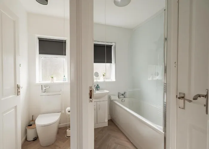 Barnaby House Redcar * South Bank