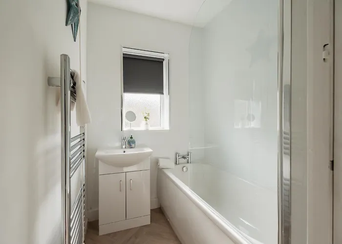 Barnaby House Redcar * South Bank